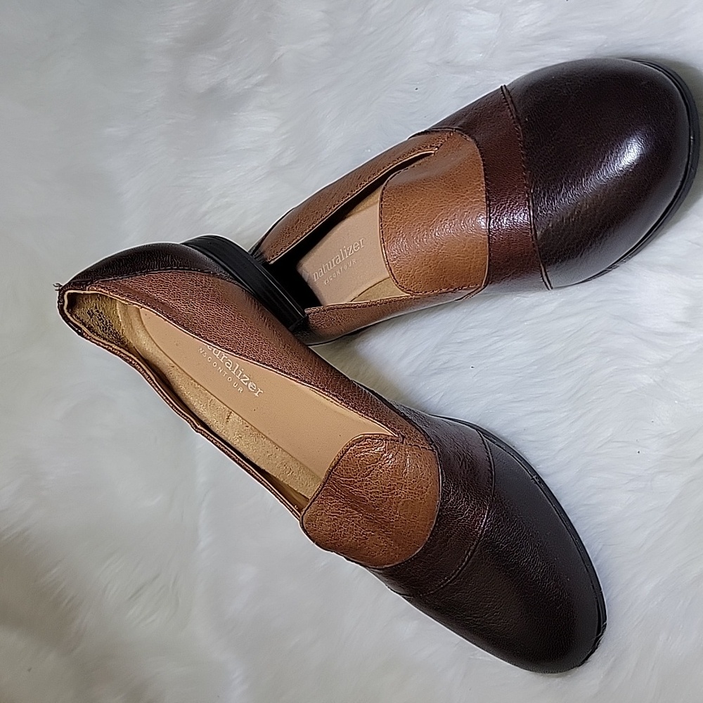 Naturalizer N5 Contour Two-tone Vintage Loafer Round Toe Flat shoe